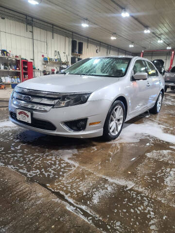 2010 Ford Fusion for sale at WESTSIDE GARAGE LLC in Keokuk IA