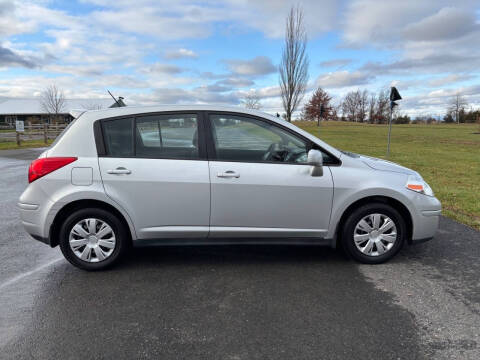 2011 Nissan Versa 1.8 S