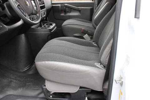 2024 Chevrolet Express 2500