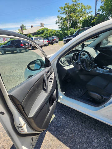 2013 Mazda MAZDA3 i Sport