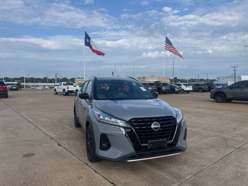 2024 Nissan Kicks SR