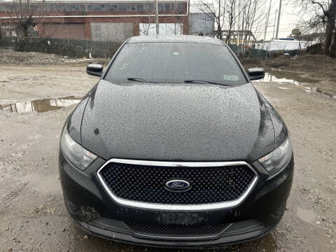 2013 Ford Taurus SHO