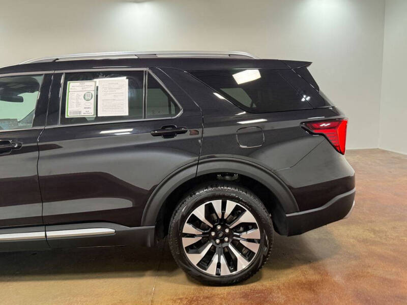 2025 Ford Explorer Platinum