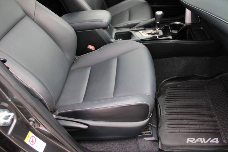 2018 Toyota RAV4 Hybrid Limited