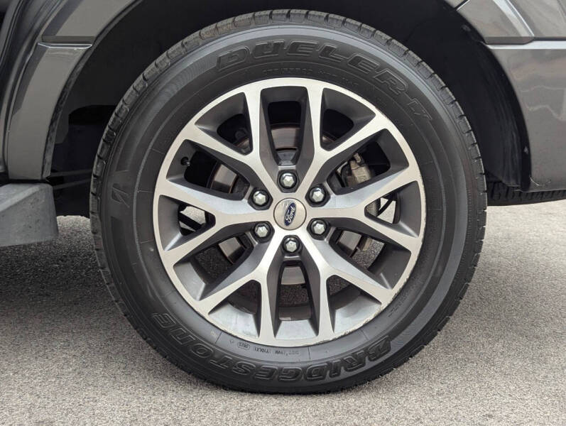 2017 Ford Expedition XLT