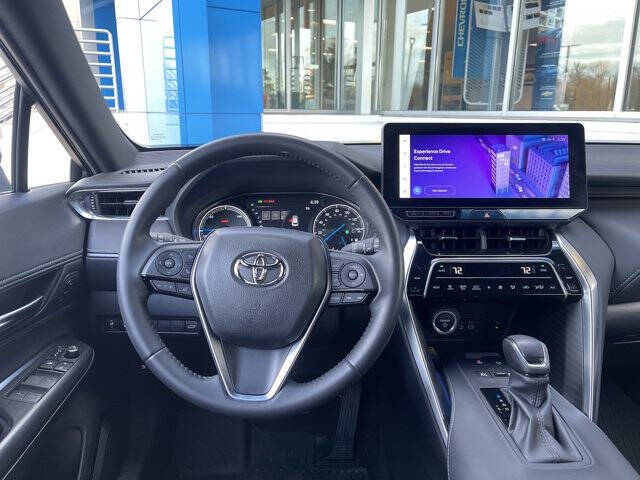 2023 Toyota Venza LE