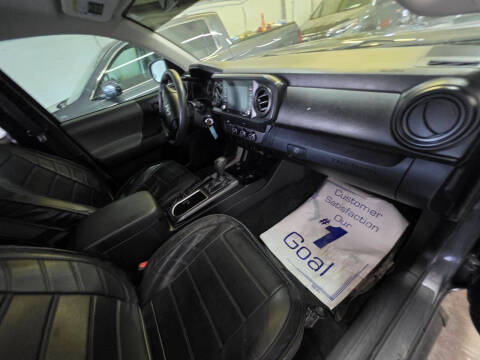 2021 Toyota Tacoma SR