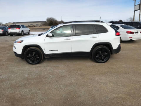 2016 Jeep Cherokee for sale at Integrity Auto Group in Augusta KS