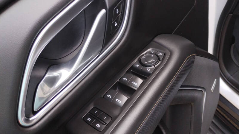 2021 GMC Yukon XL AT4