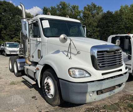 2006 Freightliner Columbia 120