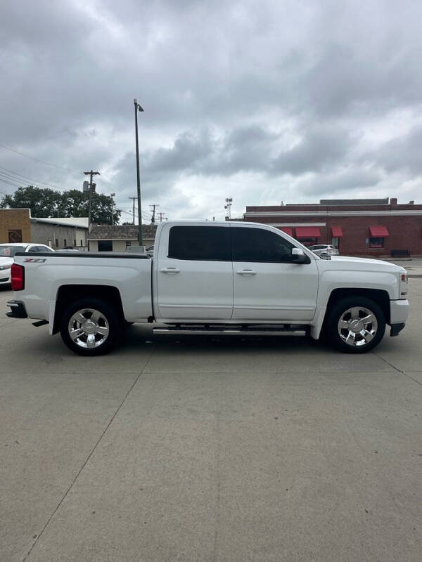 2016 Chevrolet Silverado 1500 LT Z71 photo 6