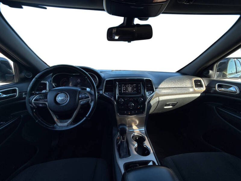 2016 Jeep Grand Cherokee Laredo