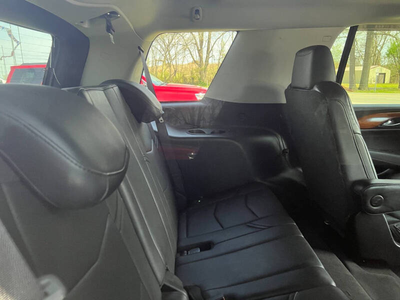 2015 Cadillac Escalade Luxury