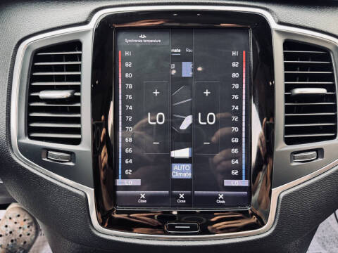 2019 Volvo XC90 T6 Momentum