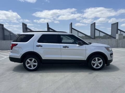 2018 Ford Explorer