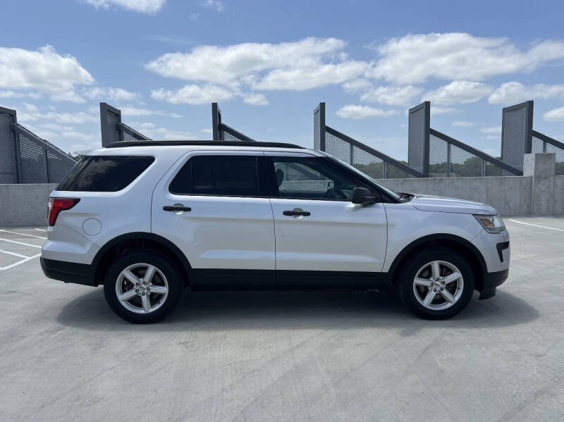 2018 Ford Explorer