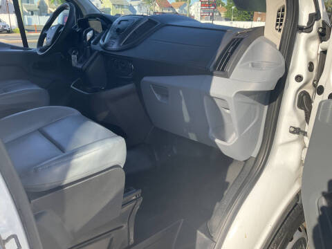 2015 Ford Transit