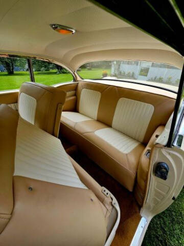 1956 Pontiac Chieftain