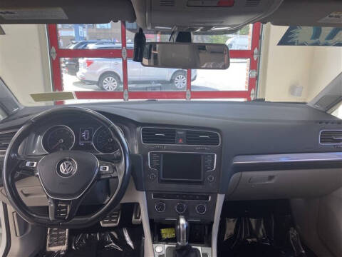 2017 Volkswagen Golf Alltrack