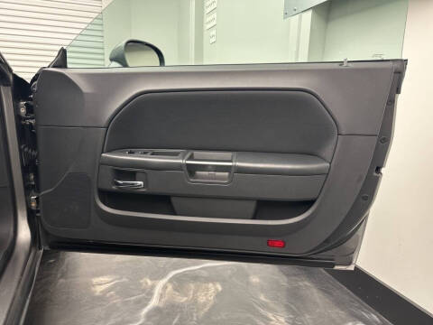 2012 Dodge Challenger SXT