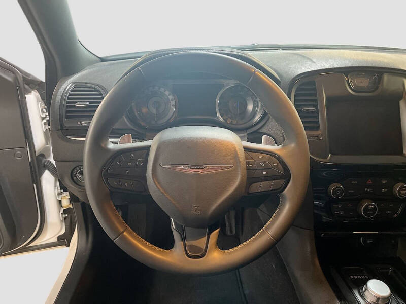 2022 Chrysler 300 S V6