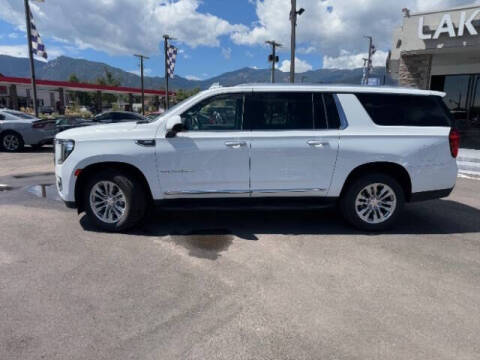 2023 GMC Yukon XL SLT