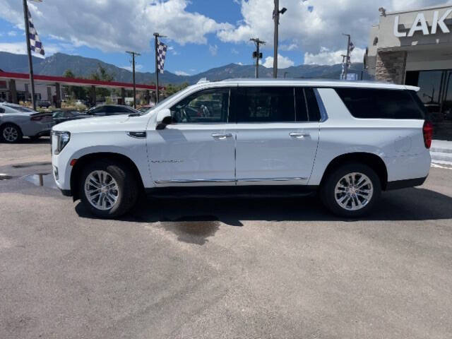 2023 GMC Yukon XL SLT