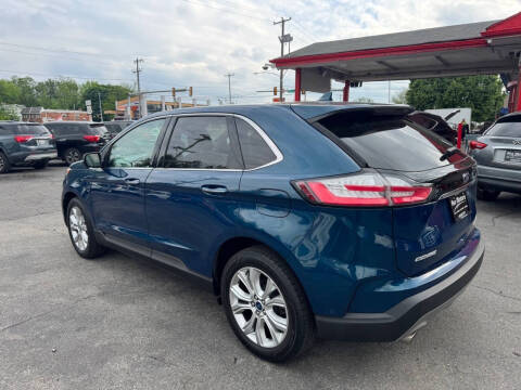 2020 Ford Edge Titanium