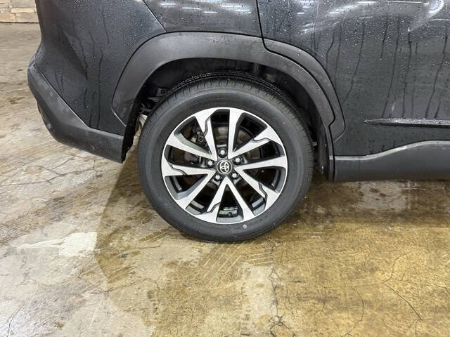 2022 Toyota Corolla Cross XLE