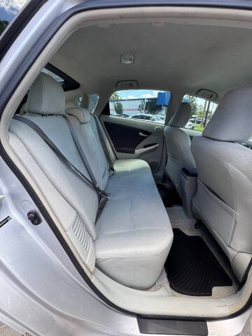 2010 Toyota Prius II