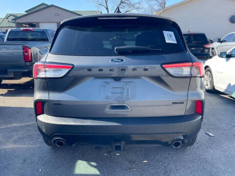 2022 Ford Escape SEL