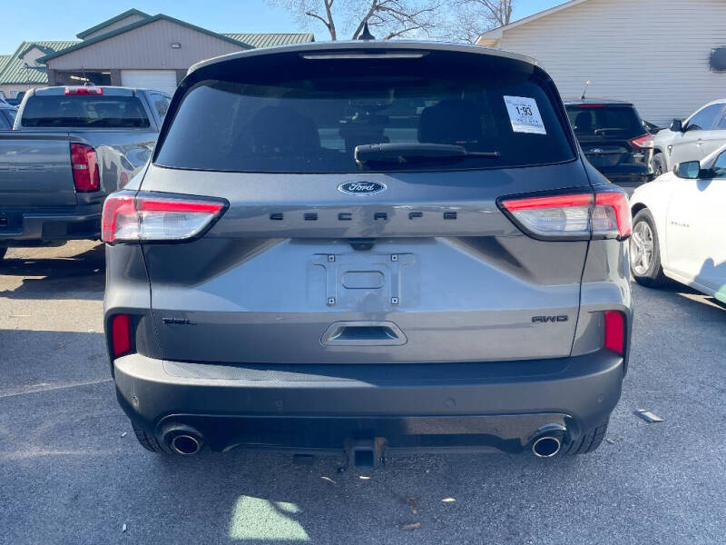 2022 Ford Escape SEL