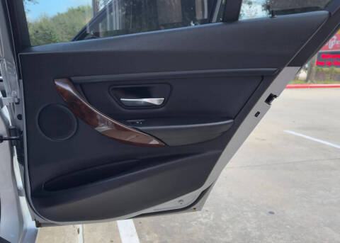 2016 BMW 3 Series 320i