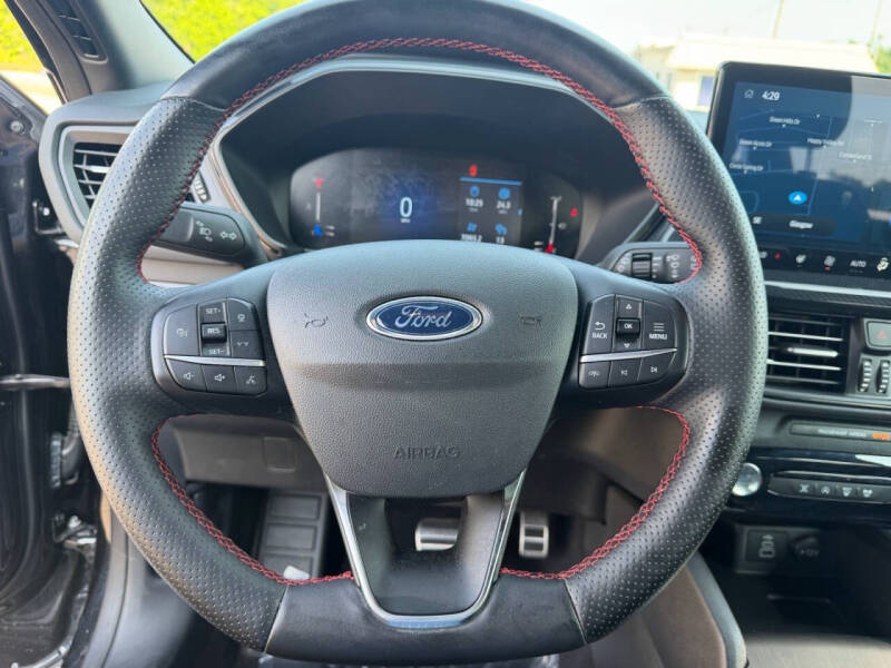 2024 Ford Escape ST-Line