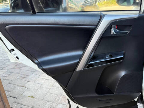 2016 Toyota RAV4 Hybrid Limited