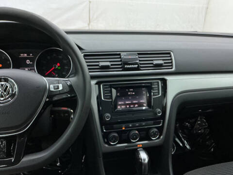2018 Volkswagen Passat 2.0T S