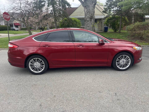 2014 Ford Fusion SE
