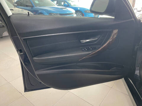 2015 BMW 3 Series 328i xDrive