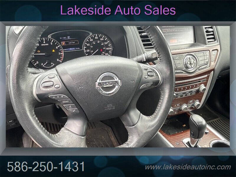 2017 Nissan Pathfinder S