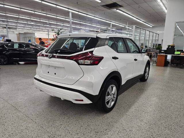 2021 Nissan Kicks S
