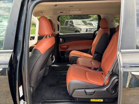 2025 Kia Carnival EX