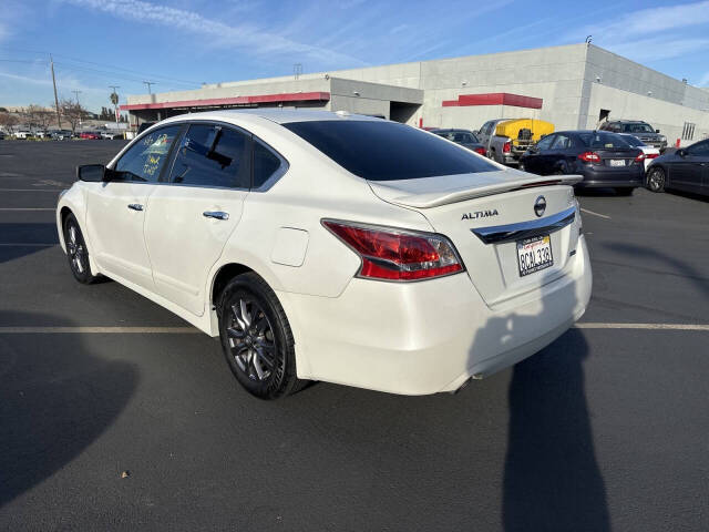 2015 Nissan Altima for sale at Envision Toyota of Milpitas in Milpitas, CA