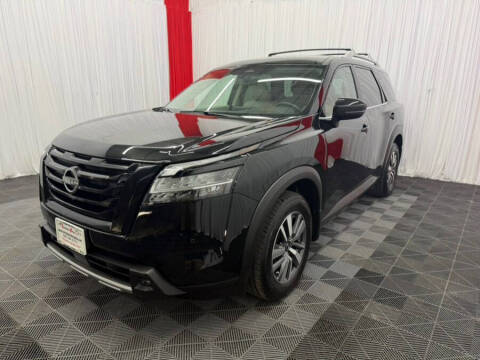 2023 Nissan Pathfinder SL