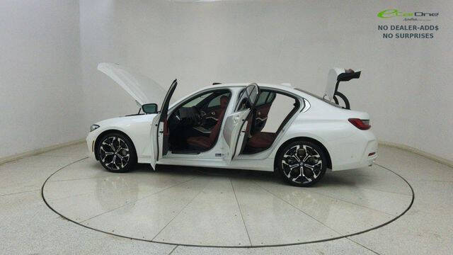 2025 BMW 3 Series 330i