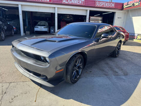 2021 Dodge Challenger SXT