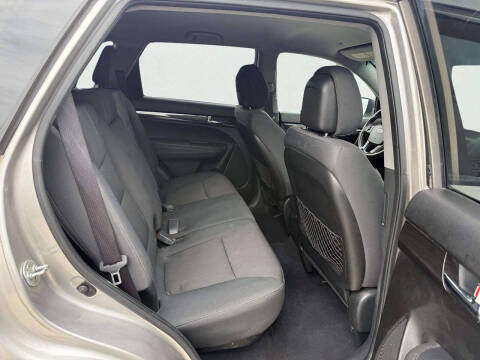 2013 Kia Sorento LX