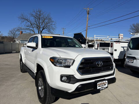 2017 Toyota Tacoma SR V6