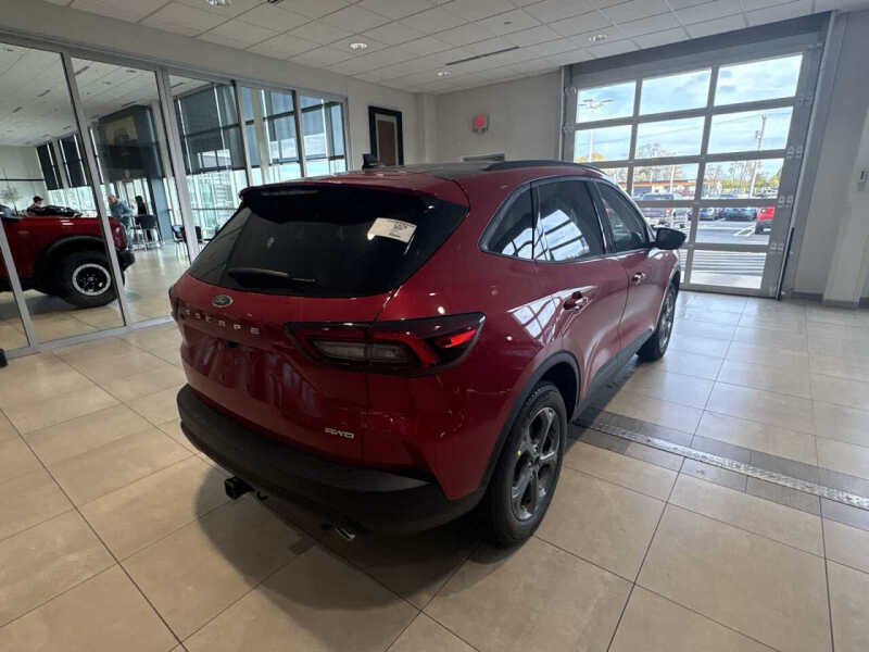 2026 Ford Escape ST-Line Select