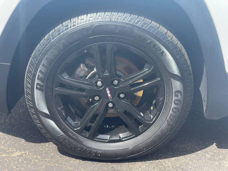 2024 GMC Terrain AT4
