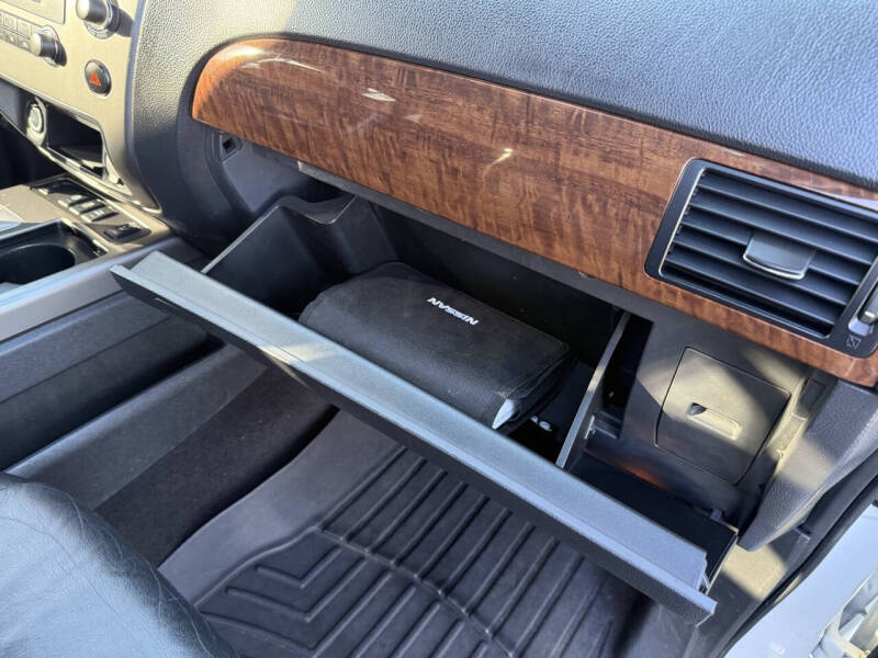 2015 Nissan Armada Platinum